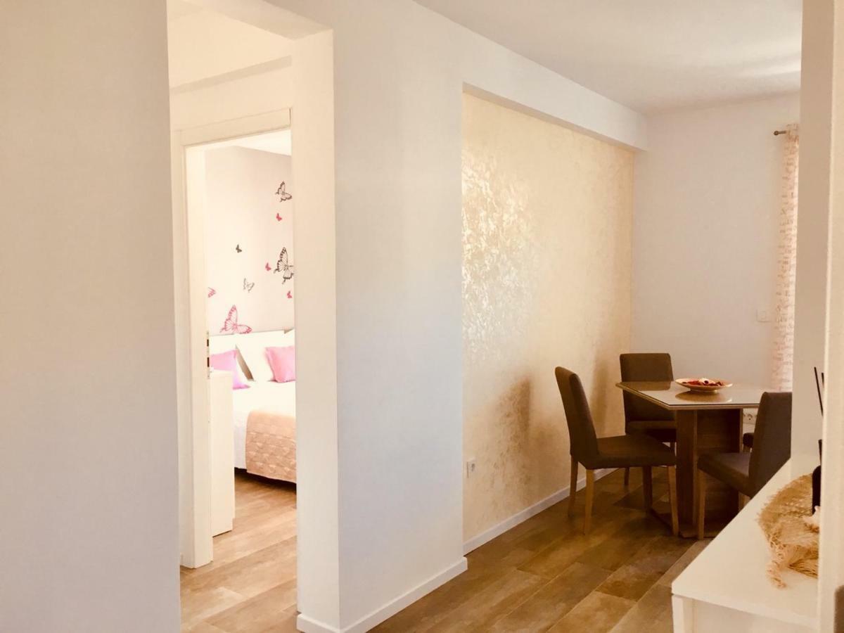 Apartments Lozina Drvenik  Extérieur photo